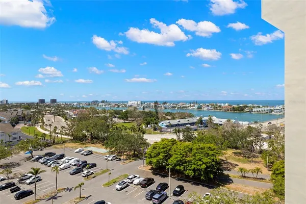 $3,600 | 9425 Blind Pass Road, Unit 1008, St. Pete Beach, FL 33706