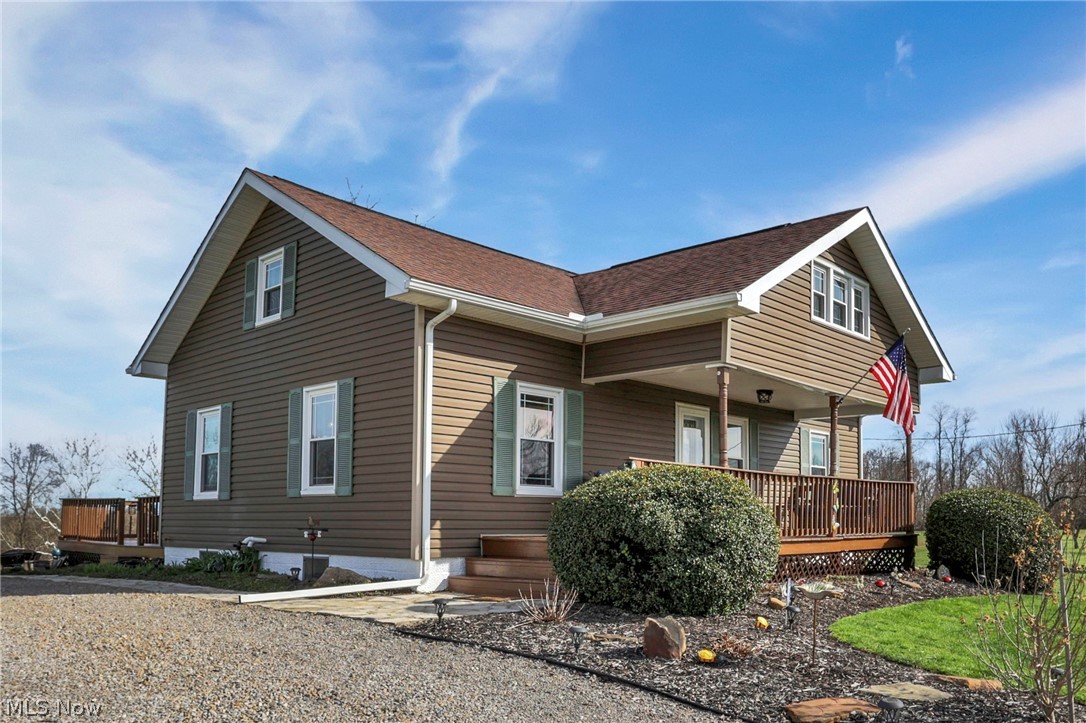 5502 Dutch Ridge Road New Straitsville, OH 43766 - Photo 4 of 49