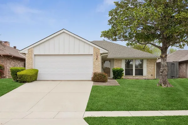 $2,400 | 6516 Mc Cormick Ranch Court, Plano, TX 75023