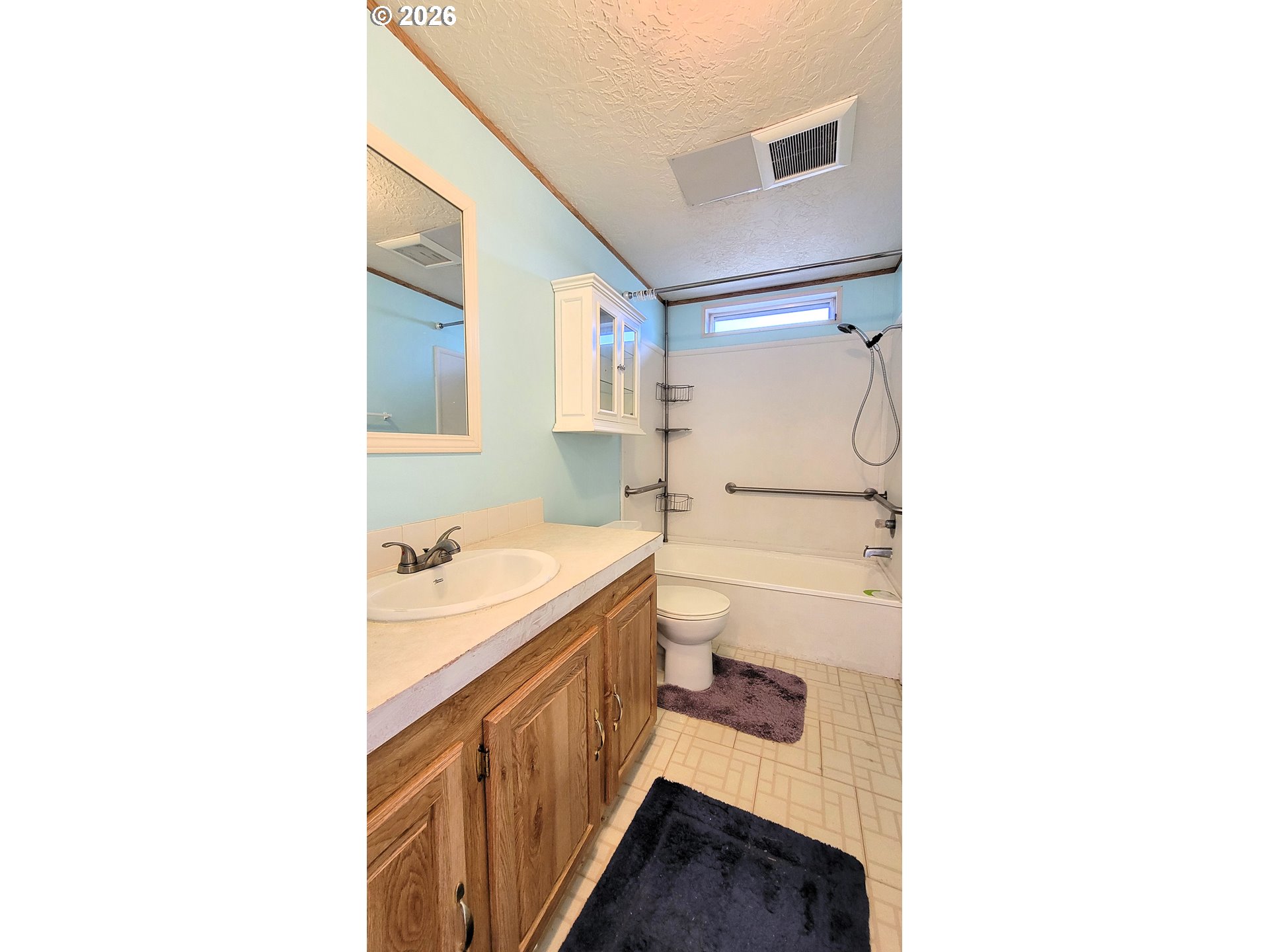 5335 Main Street, Unit 181 Springfield, OR 97478 - Photo 15 of 19 Bathroom
