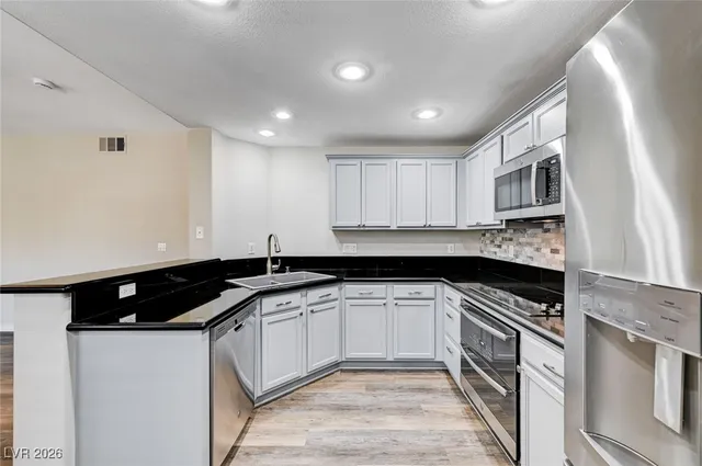 $2,250 | 11850 Tevare Lane, Unit 2074, Las Vegas, NV 89138