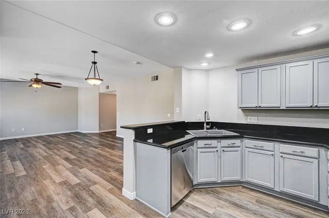 $2,250 | 11850 Tevare Lane, Unit 2074, Las Vegas, NV 89138