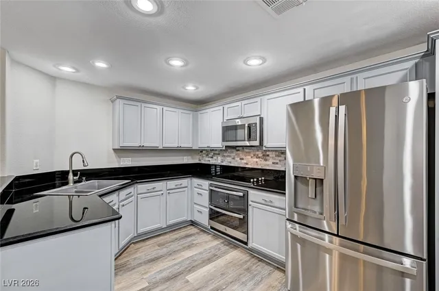 $2,250 | 11850 Tevare Lane, Unit 2074, Las Vegas, NV 89138