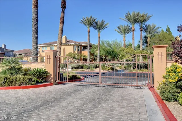 $2,250 | 11850 Tevare Lane, Unit 2074, Las Vegas, NV 89138