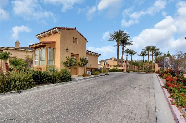 $2,250 | 11850 Tevare Lane, Unit 2074, Las Vegas, NV 89138