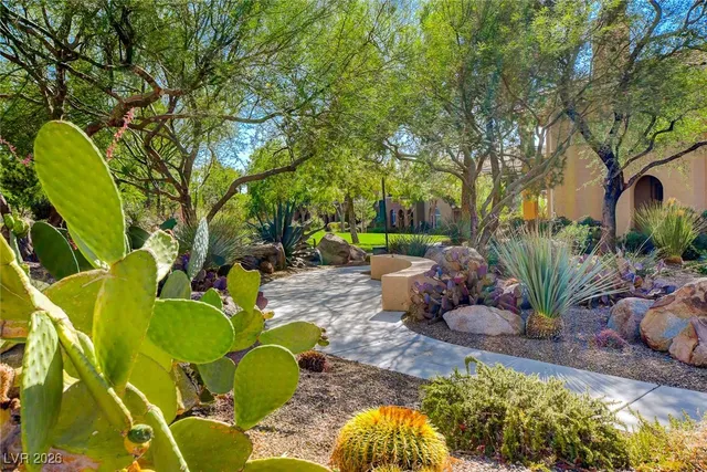 $2,250 | 11850 Tevare Lane, Unit 2074, Las Vegas, NV 89138