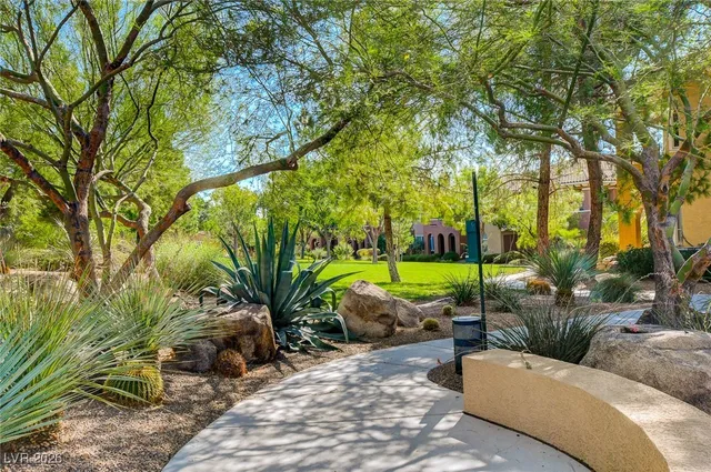 $2,250 | 11850 Tevare Lane, Unit 2074, Las Vegas, NV 89138