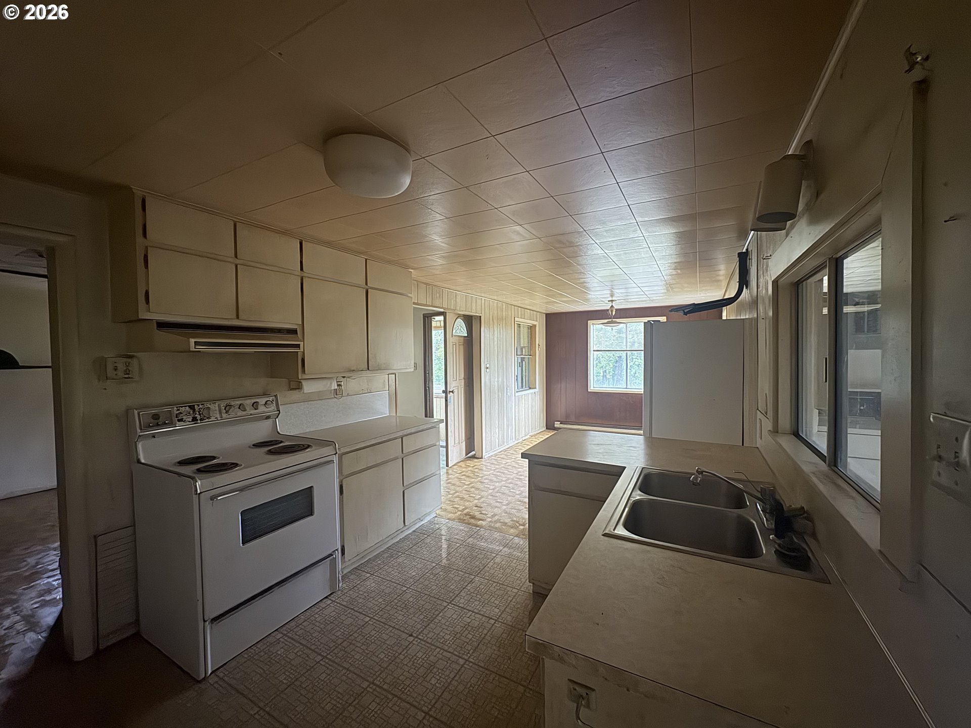 39688 Row River Road Dorena, OR 97434 - Photo 11 of 15