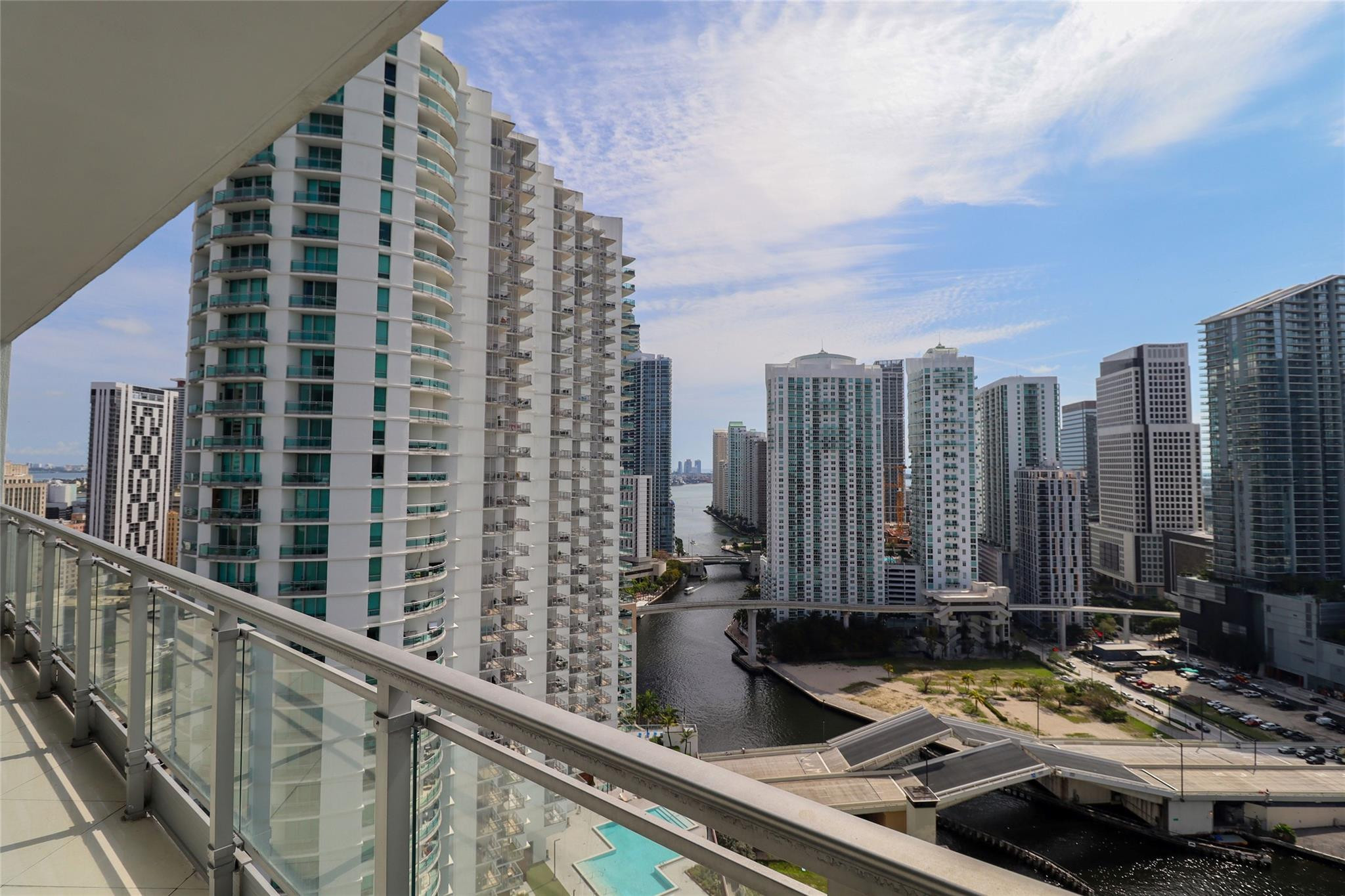 90 Southwest 3rd Street, Unit 2802 Miami, FL 33130 - Photo 2 of 44 Photo 2