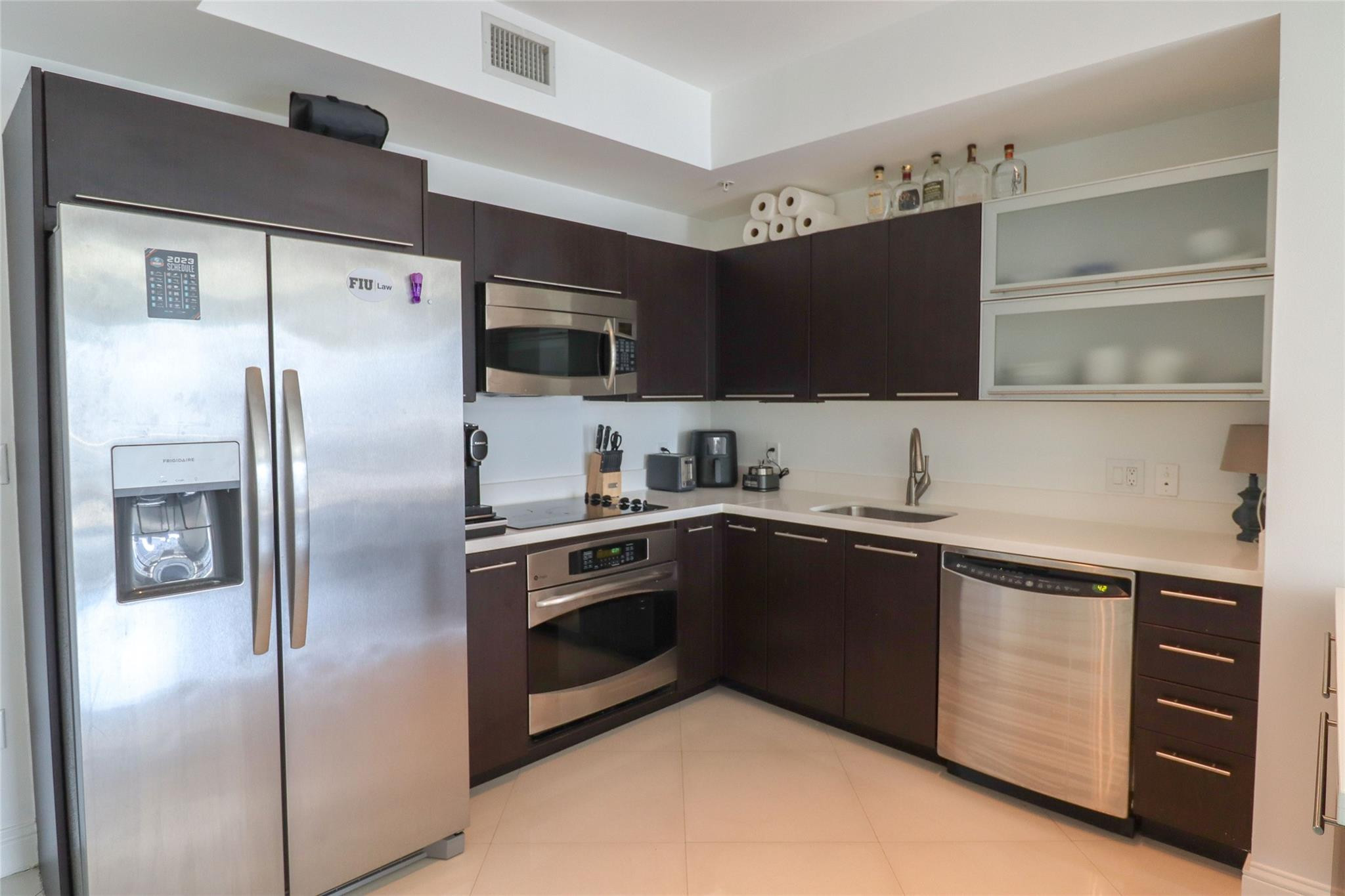 90 Southwest 3rd Street, Unit 2802 Miami, FL 33130 - Photo 5 of 44 Photo 5