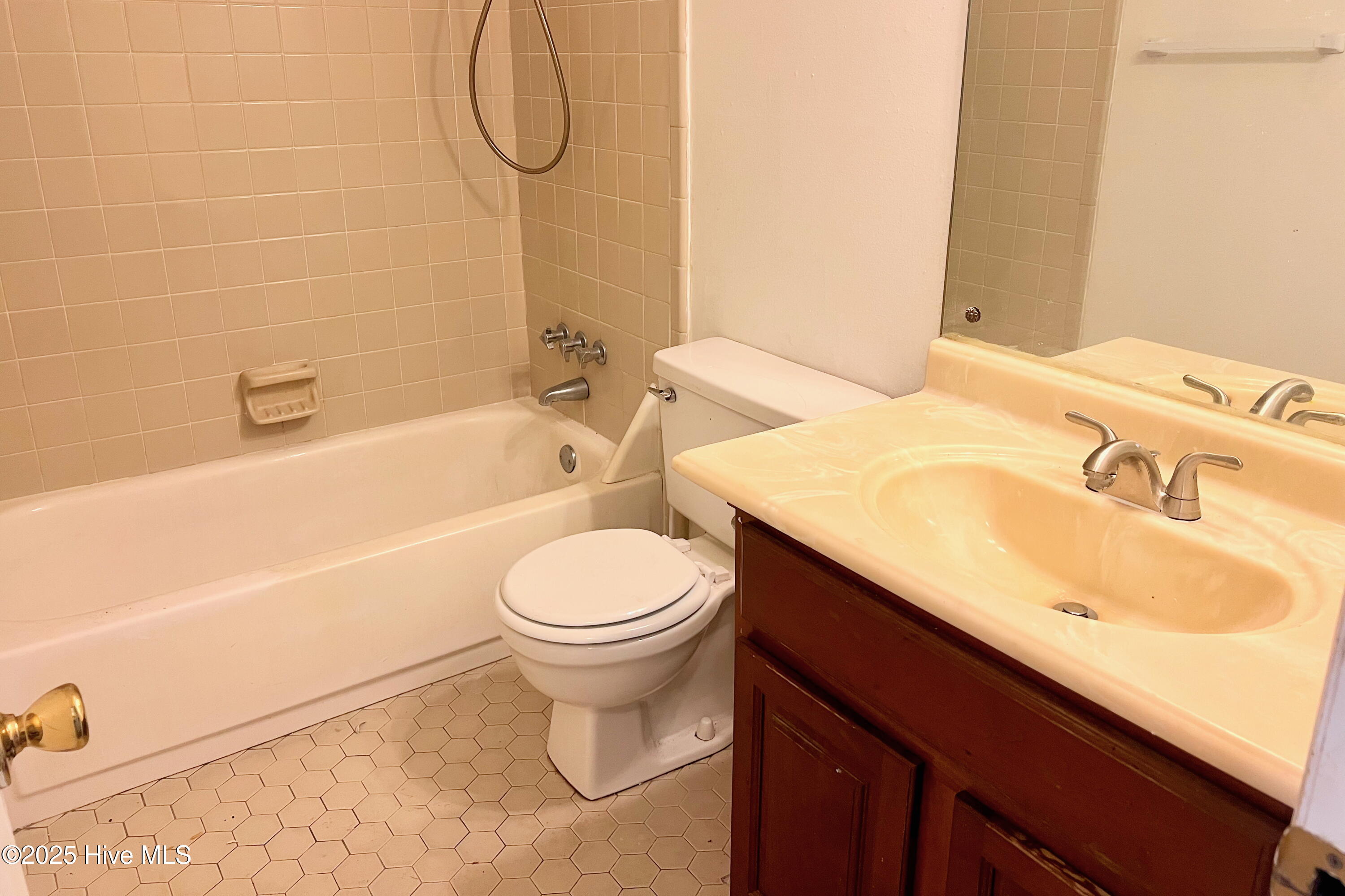 4602 Norwich Road Wilmington, NC 28405 - Photo 16 of 19 IMG_4414