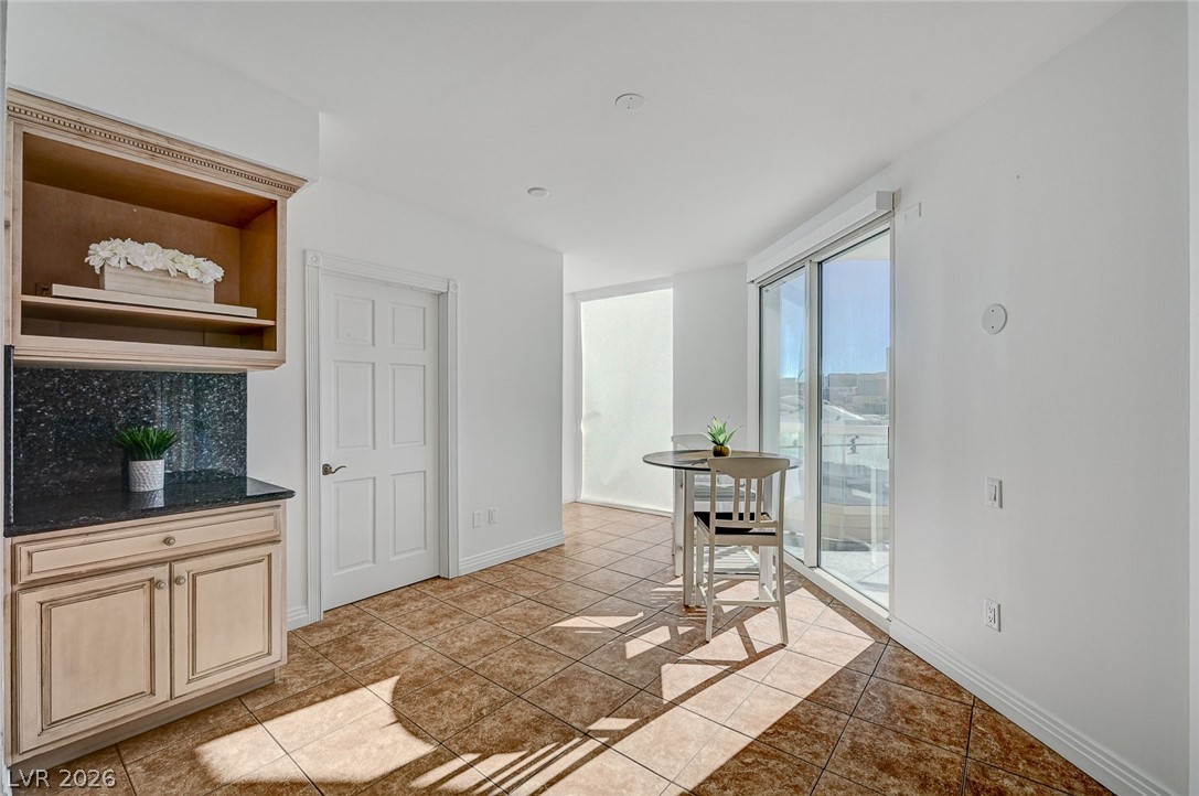 2857 Paradise Road, Unit 1501 Las Vegas, NV 89109 - Photo 12 of 54