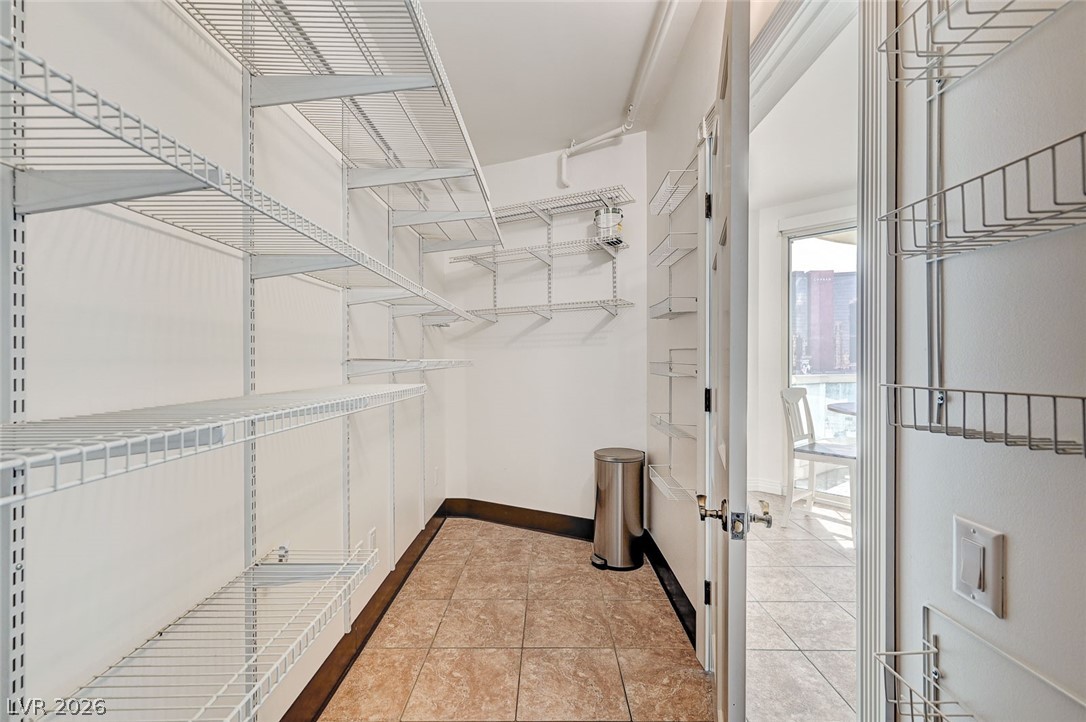 2857 Paradise Road, Unit 1501 Las Vegas, NV 89109 - Photo 17 of 54