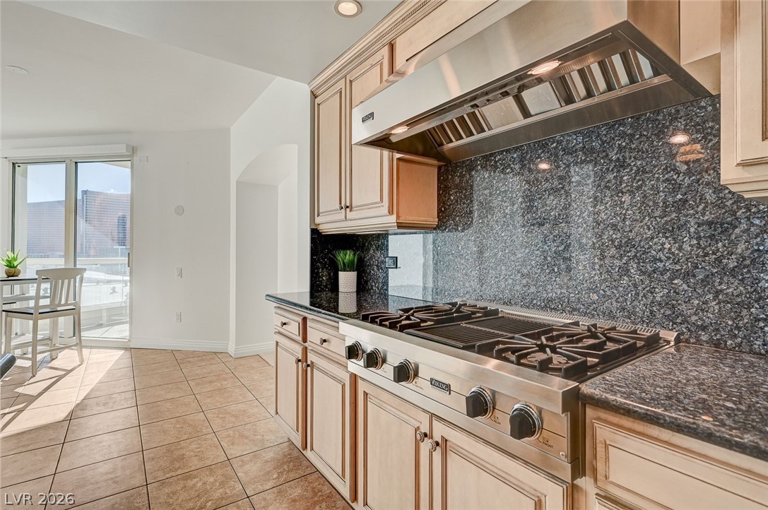 2857 Paradise Road, Unit 1501 Las Vegas, NV 89109 - Photo 21 of 54