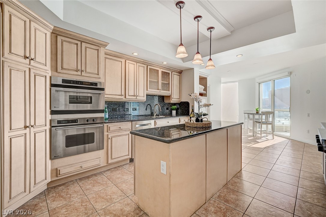 2857 Paradise Road, Unit 1501 Las Vegas, NV 89109 - Photo 22 of 54