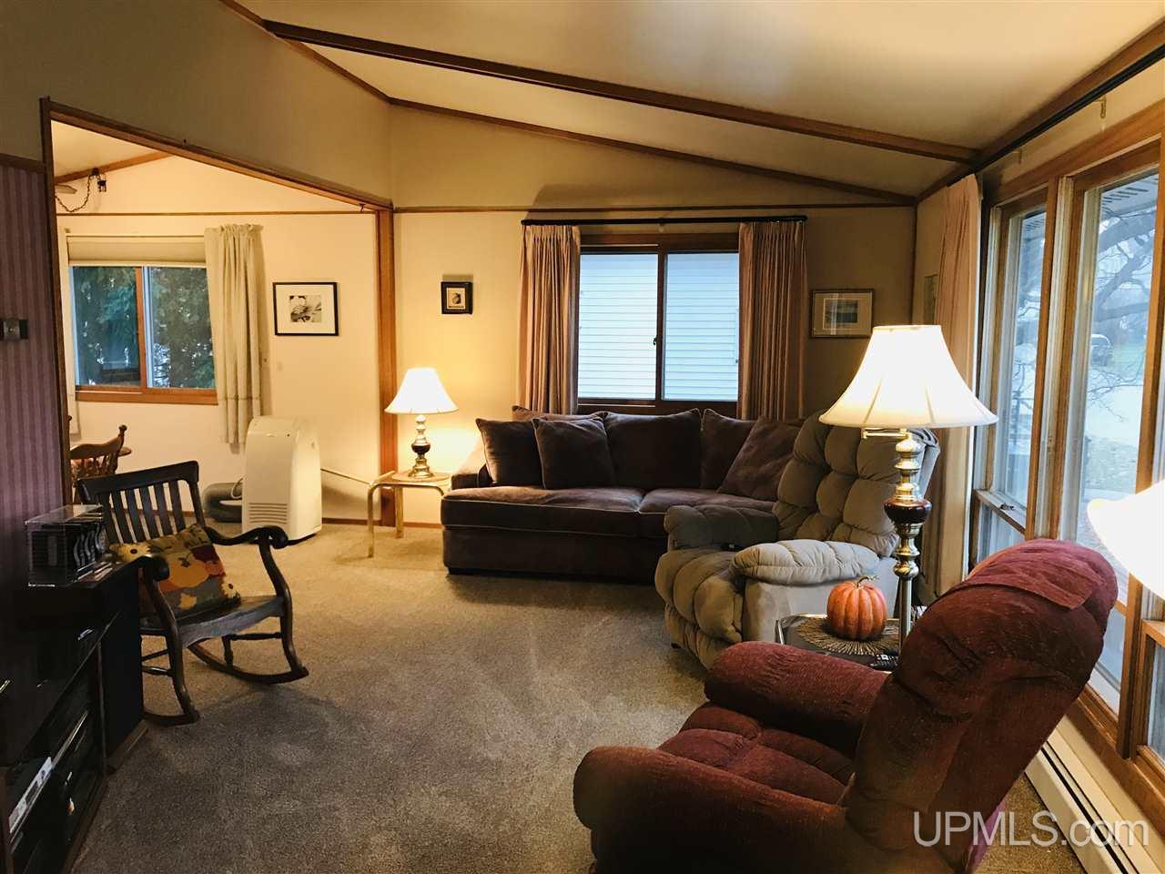 356 Cedar Street Ishpeming, MI 49849 - Photo 4 of 40