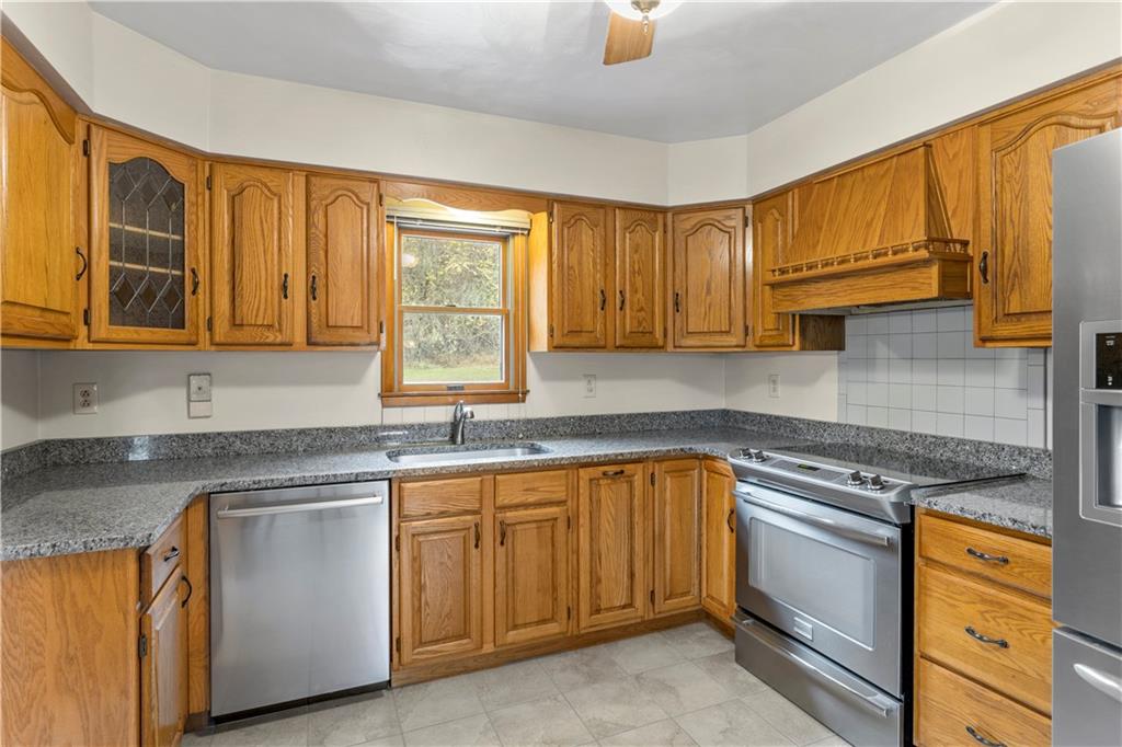 4009 Riverview Road North Huntingdon, PA 15642 - Photo 4 of 22 Gallery Image 4