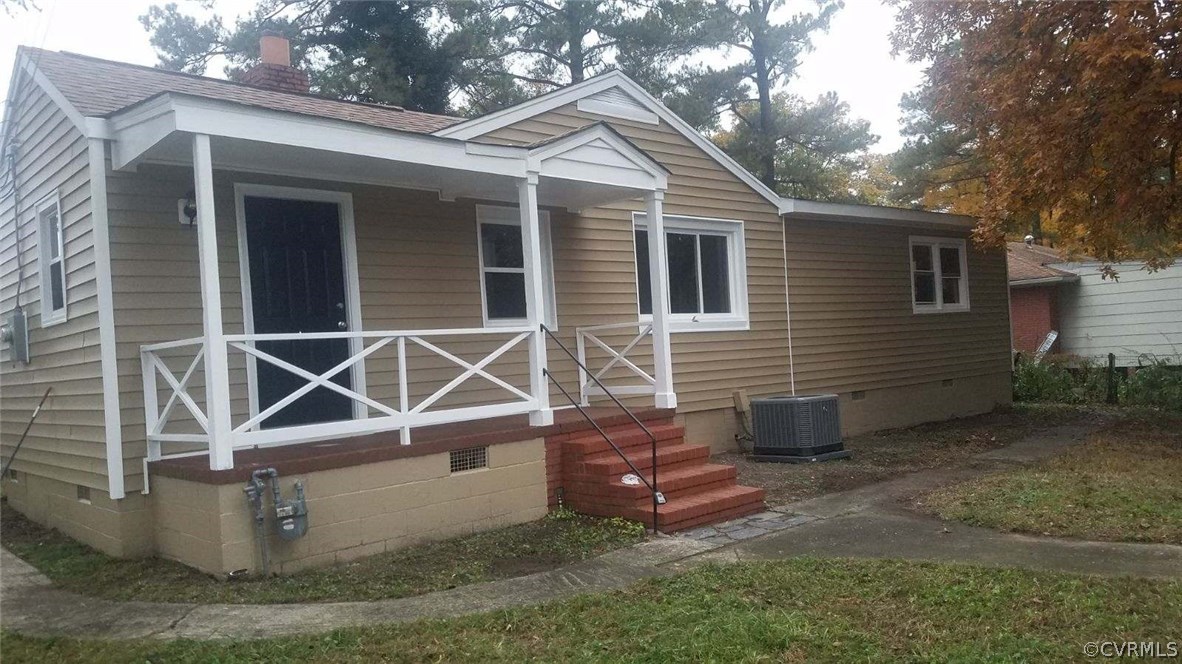 2135 Fort Rice Street Petersburg, VA 23805 - Photo 15 of 16 Rear house view showing how long house is