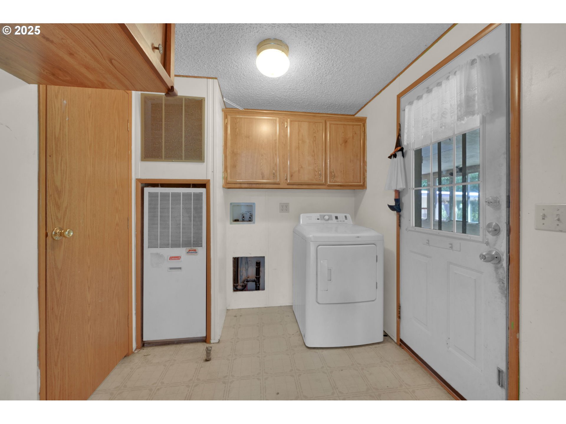 4939 Morely Loop Eugene, OR 97402 - Photo 24 of 42 Gallery Image 24