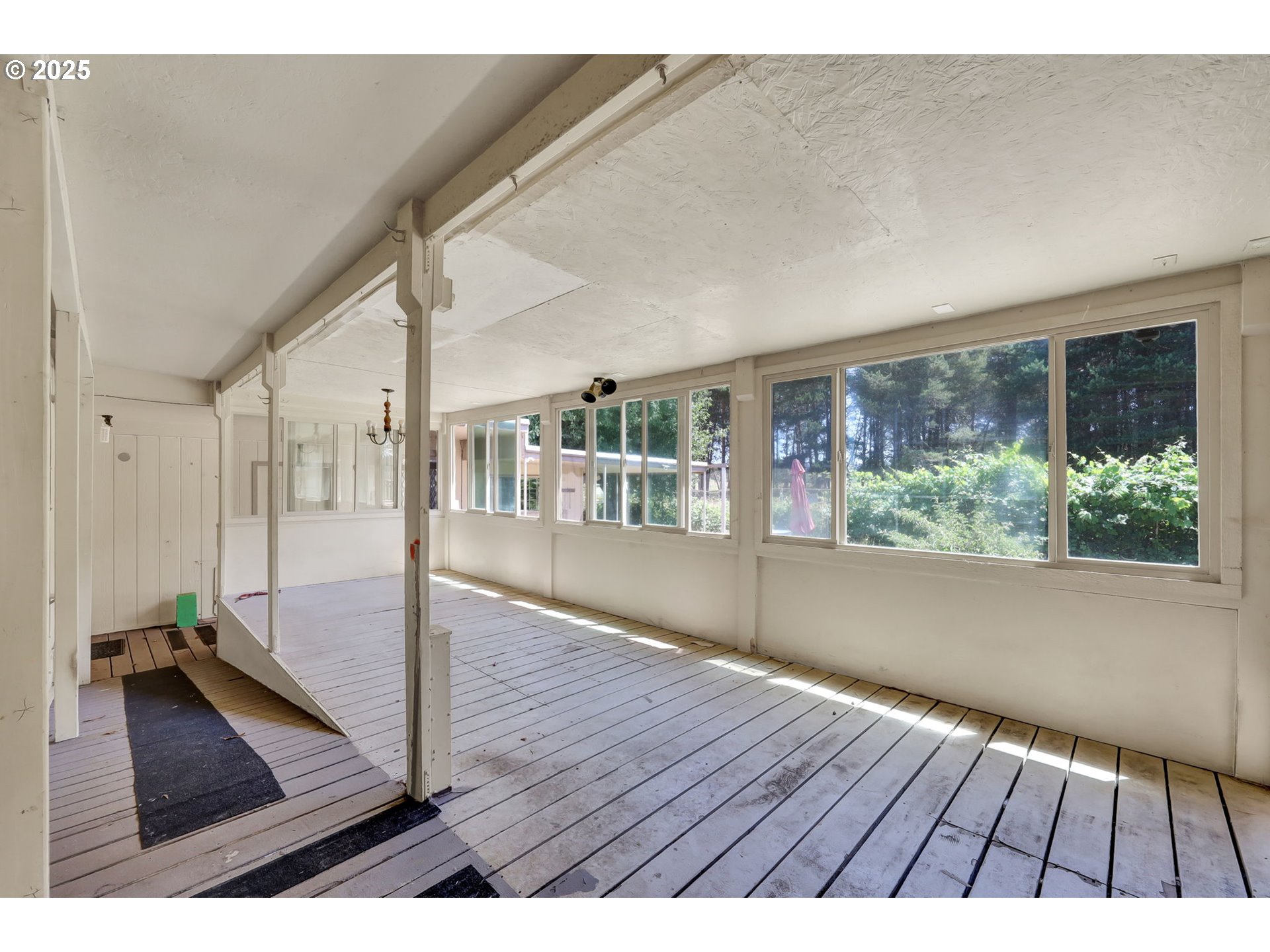 4939 Morely Loop Eugene, OR 97402 - Photo 25 of 42 Gallery Image 25