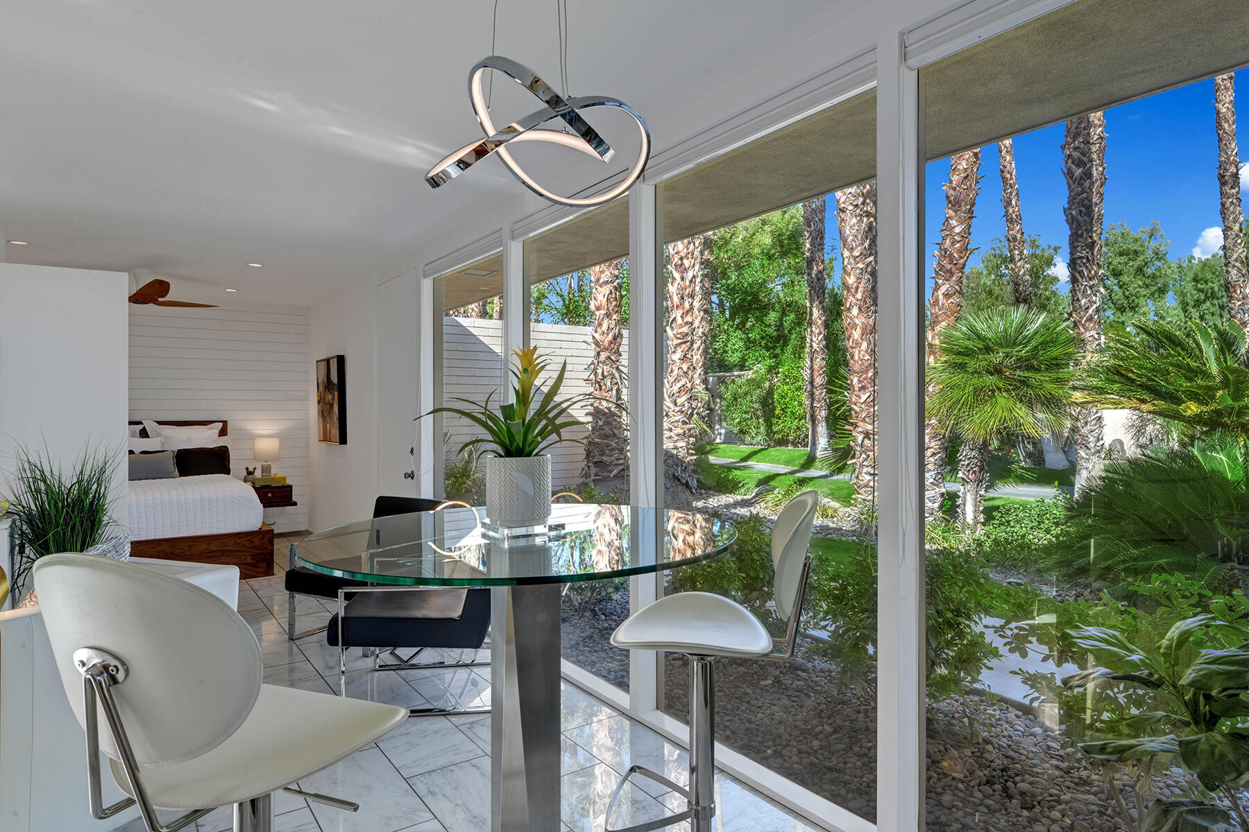 360 Cabrillo Road, Unit 202 Palm Springs, CA 92262 - Photo 19 of 49 DINING OUT MLS