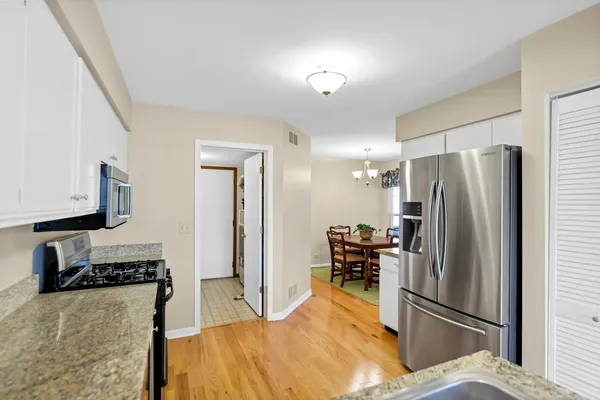 $324,900 | 697 Bent Ridge Lane, Elgin, IL 60120