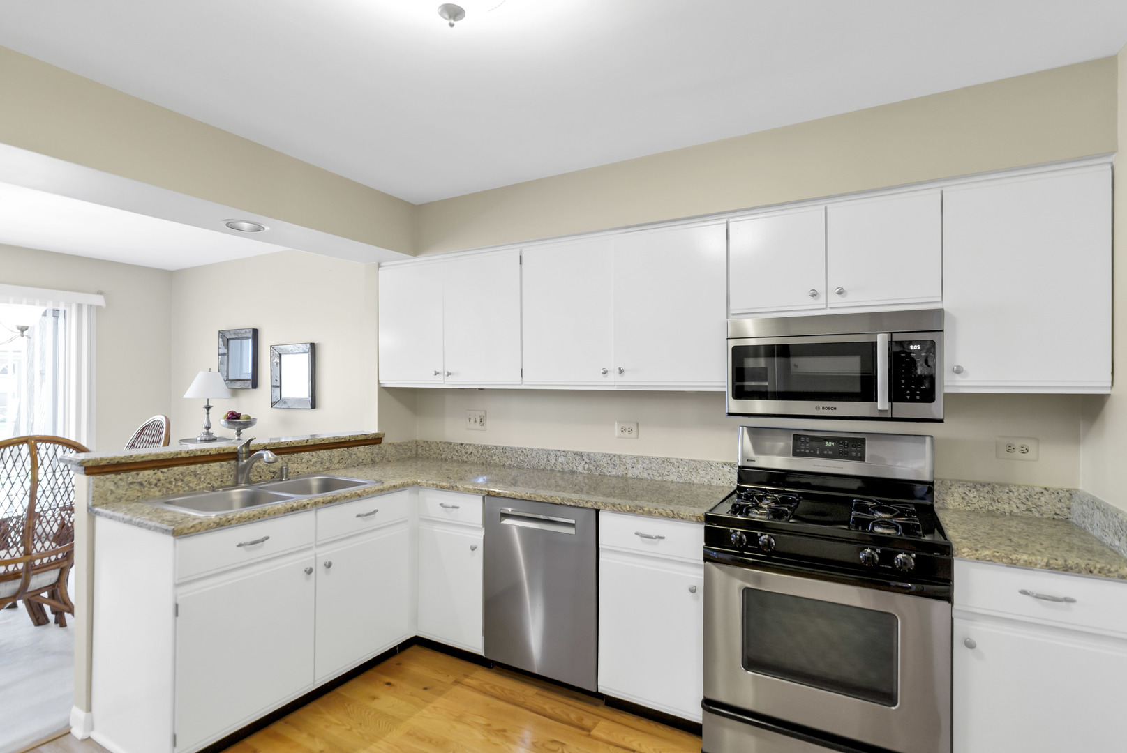 697 Bent Ridge Lane Elgin, IL 60120 - Photo 9 of 26