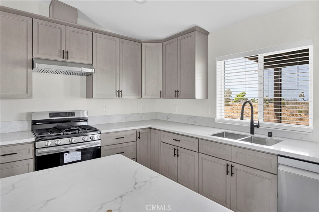 10520 Mono Road Victorville, CA 92392 - Photo 11 of 46 Gallery Image 11