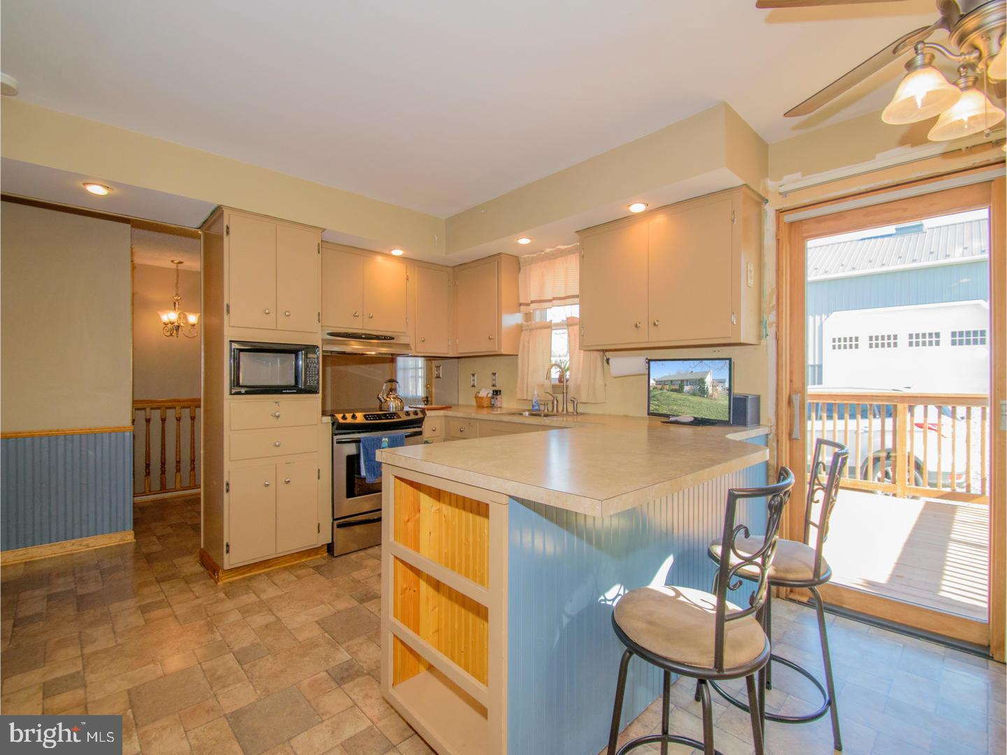 20 Rizzi Square Palm, PA 18070 - Photo 9 of 25 Gallery Image 9