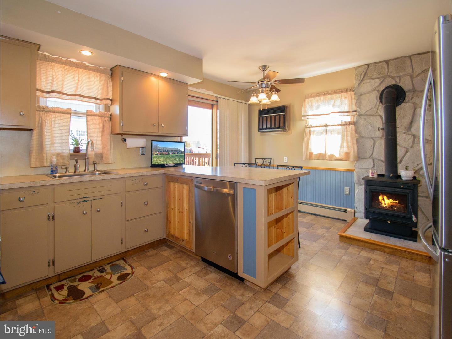 20 Rizzi Square Palm, PA 18070 - Photo 10 of 25 Gallery Image 10