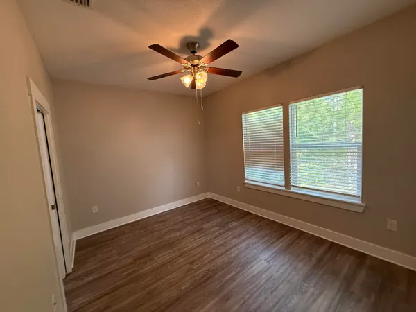 $1,750 | 170 North Sand Palm Road, Freeport, FL 32439