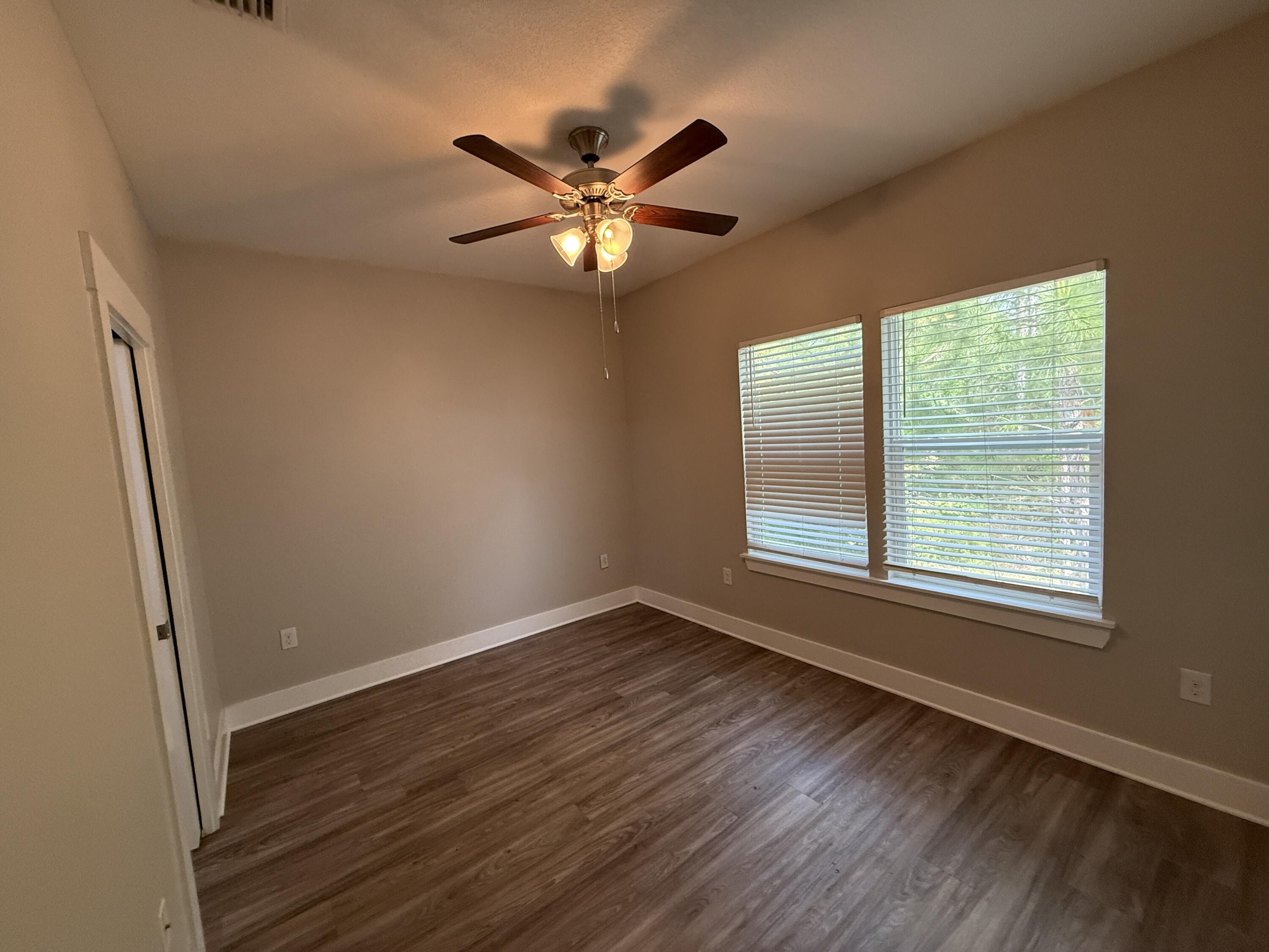 170 North Sand Palm Road Freeport, FL 32439 - Photo 20 of 23 IMG_0143