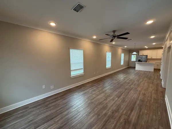 $1,750 | 170 North Sand Palm Road, Freeport, FL 32439