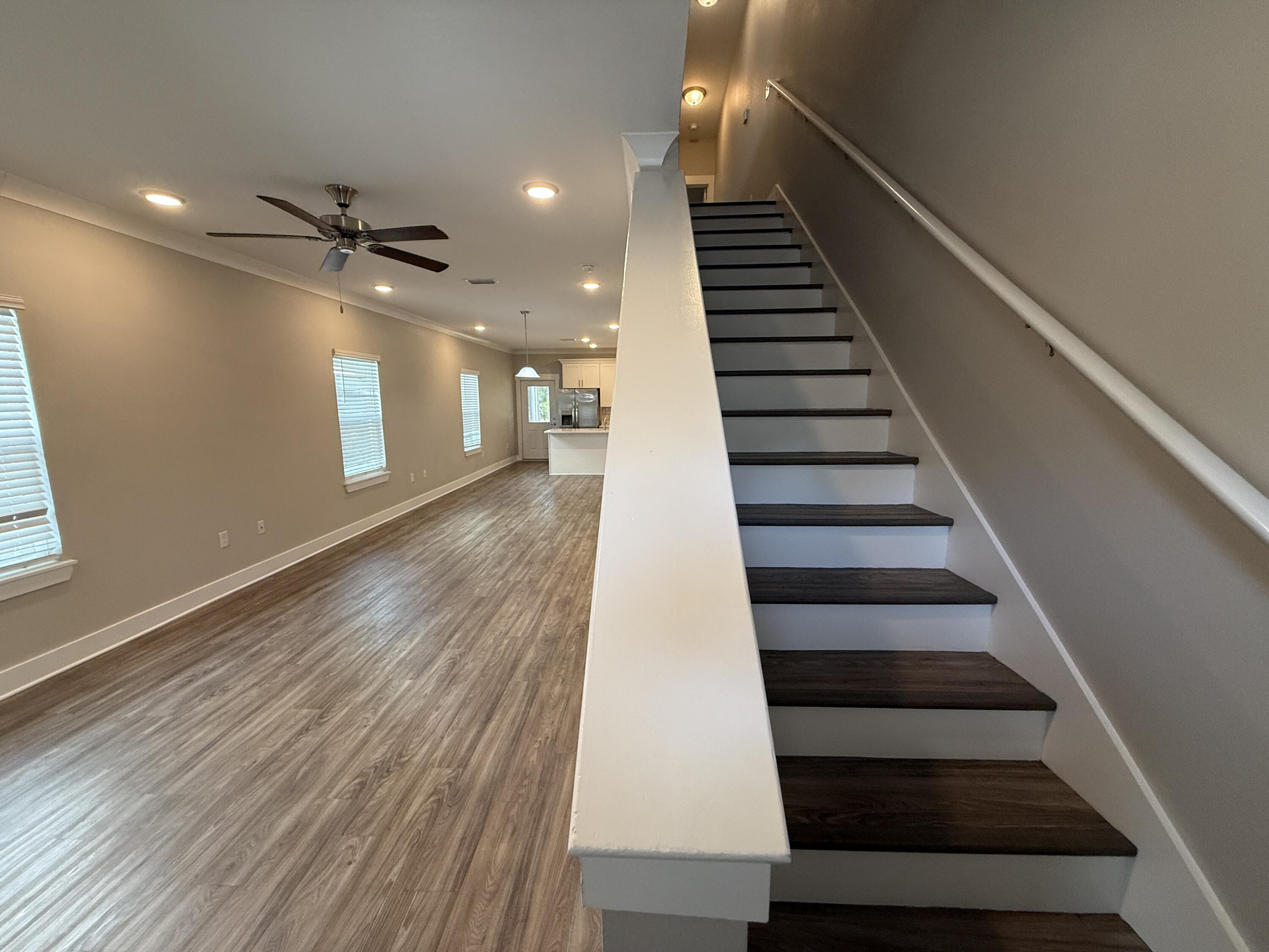 170 North Sand Palm Road Freeport, FL 32439 - Photo 4 of 23 IMG_0113