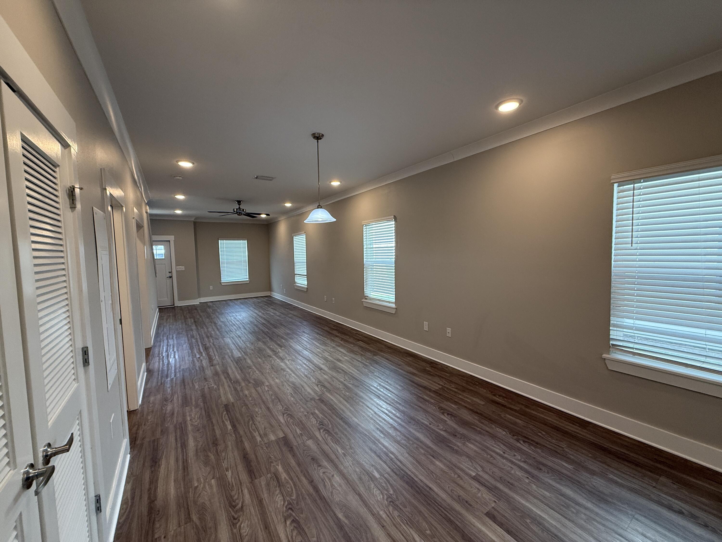 170 North Sand Palm Road Freeport, FL 32439 - Photo 10 of 23 IMG_0123