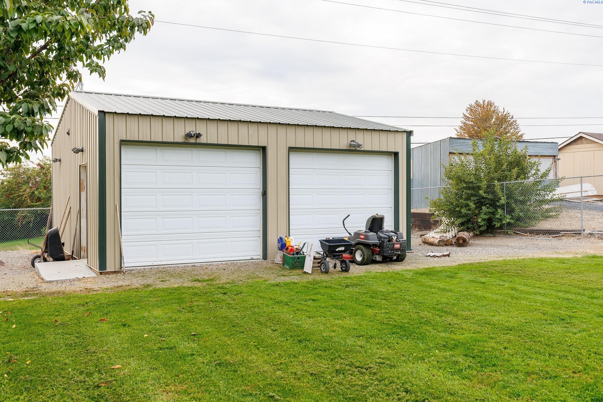 99705 East Reata Road Kennewick, WA 99338 - Photo 23 of 39 Gallery Image 23
