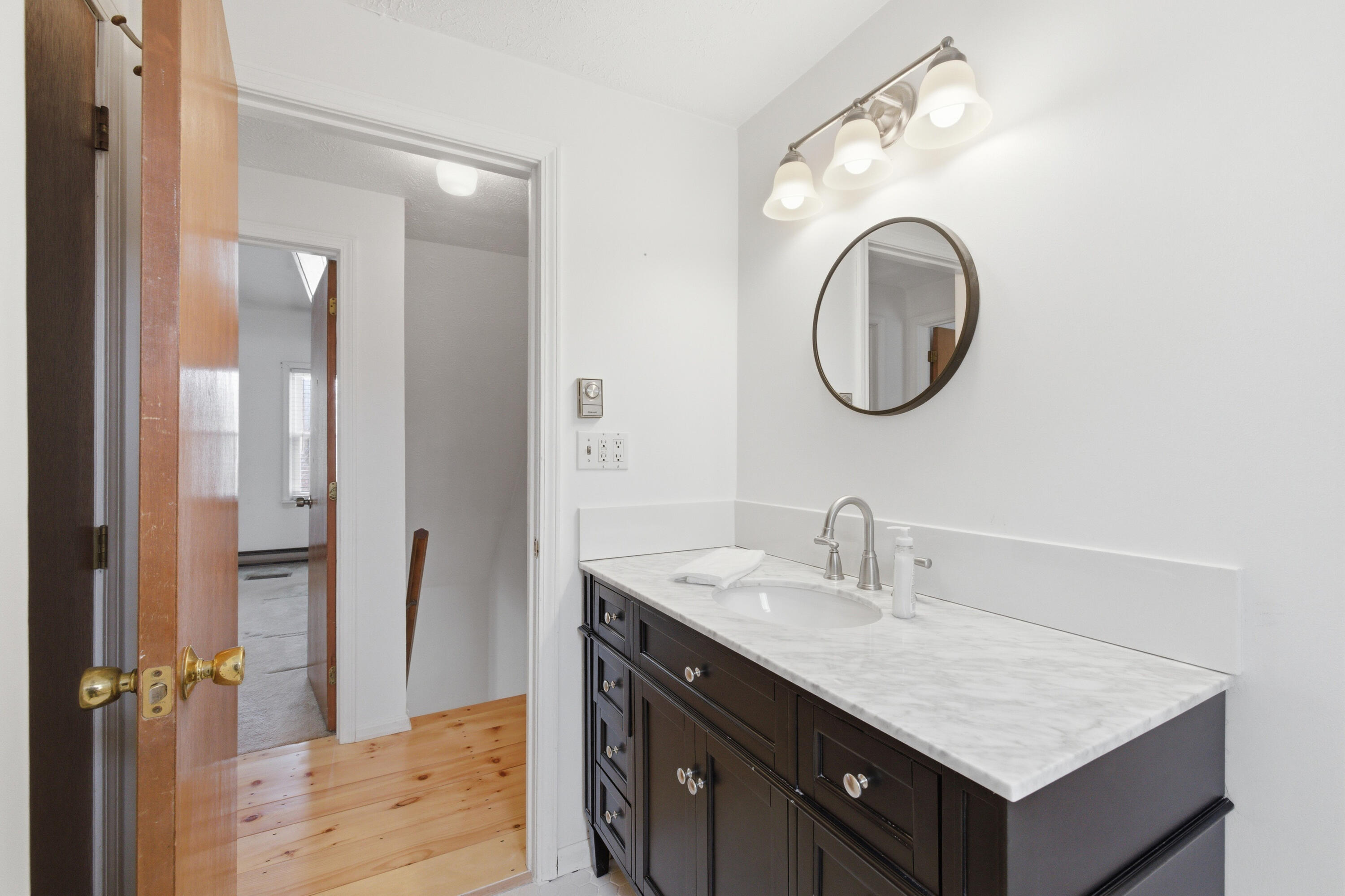 7 Powder Mill Drive, Unit 7 Kennebunk, ME 04043 - Photo 15 of 29 Full Bath