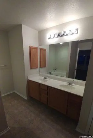 $2,000 | 11315 Oro, San Antonio, TX 78254