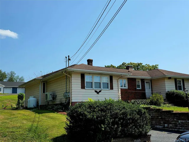 $1,200 | 410 B Plattekill Ardonia Road, Unit B, Plattekill, NY 12589