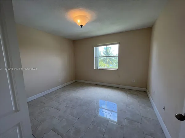 $215,000 | 8200 Southwest 210th Street, Unit 308, Cutler Bay, FL 33189