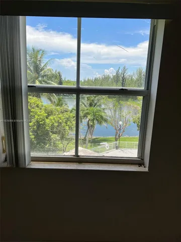 $215,000 | 8200 Southwest 210th Street, Unit 308, Cutler Bay, FL 33189