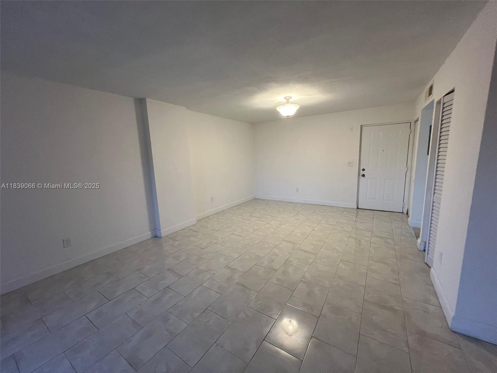 8200 Southwest 210th Street, Unit 308 Cutler Bay, FL 33189 - Photo 16 of 26