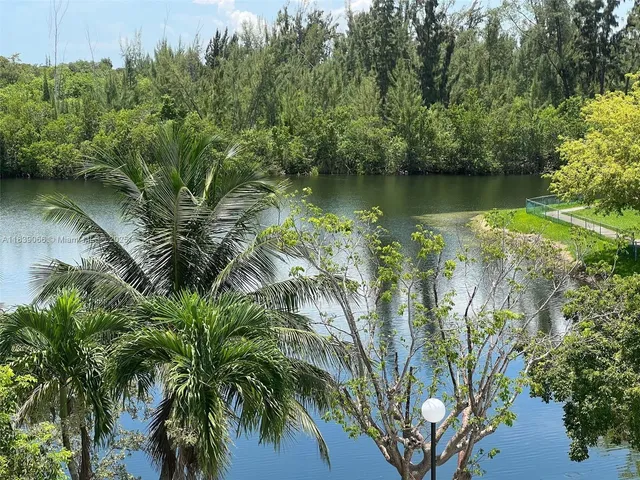 $215,000 | 8200 Southwest 210th Street, Unit 308, Cutler Bay, FL 33189