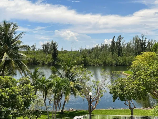 $215,000 | 8200 Southwest 210th Street, Unit 308, Cutler Bay, FL 33189
