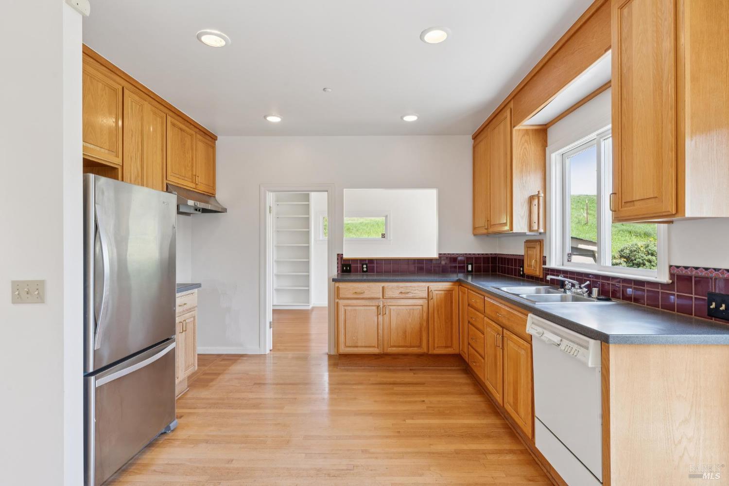 11798 Highway 1 Point Reyes Station, CA 94956 - Photo 13 of 64