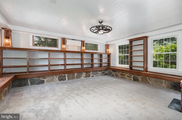 a view of a storage & utility room