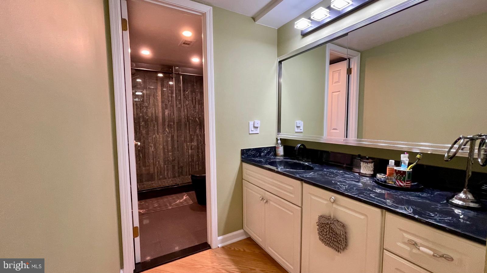 2131 Welsh Road, Unit 212 Philadelphia, PA 19115 - Photo 21 of 41 BATHROOM 1