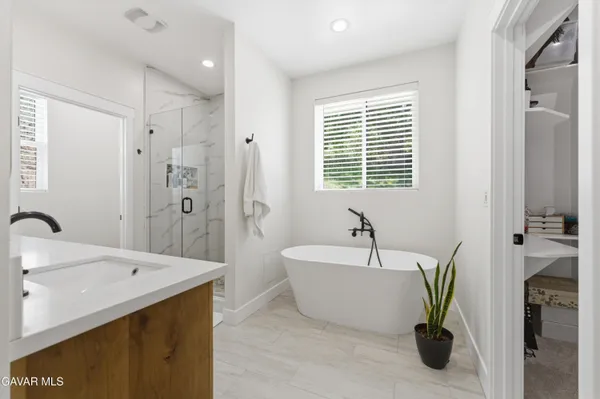 $750,000 | 27140 Shut Out Place, Tehachapi, CA 93561