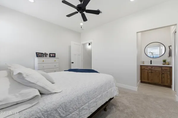 $750,000 | 27140 Shut Out Place, Tehachapi, CA 93561