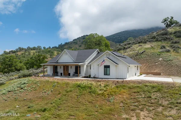 $750,000 | 27140 Shut Out Place, Tehachapi, CA 93561